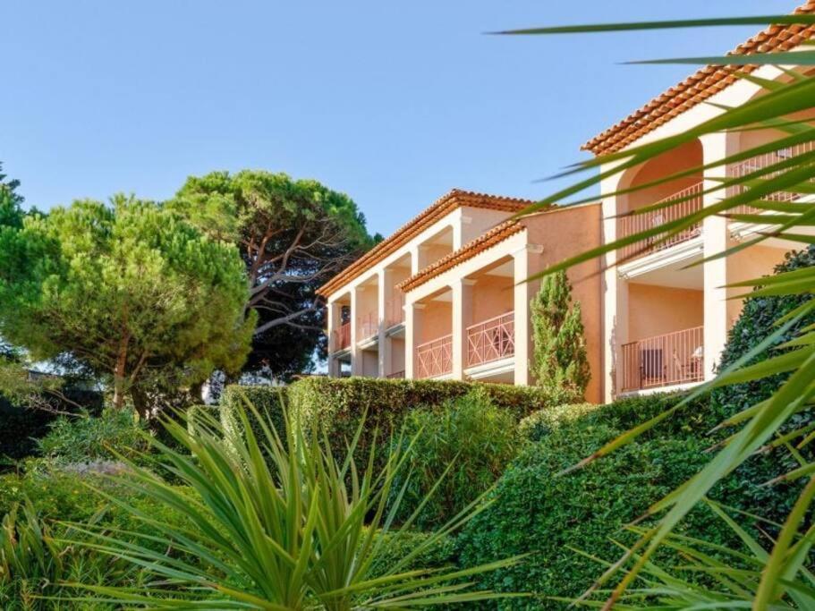 Superbe Appartement 50M De La Plage En Bord De Mer Ιέρ Εξωτερικό φωτογραφία