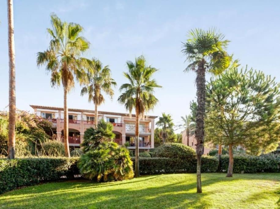 Superbe Appartement 50M De La Plage En Bord De Mer Ιέρ Εξωτερικό φωτογραφία